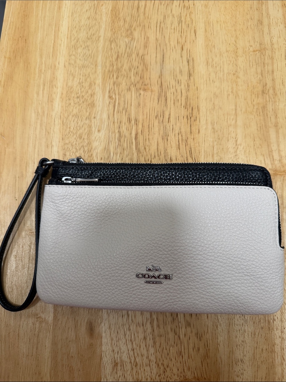 Coach Two-Tone Pebbled Leather Wristlet in Black & White Style CU921